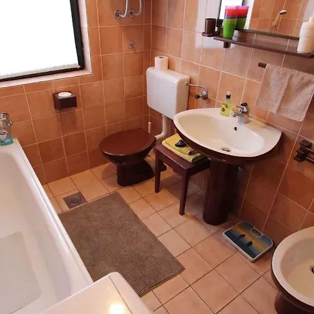 Apartment In Malinska/insel Krk 13204